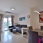 Apartment With Parking Space - 22974 Fažana